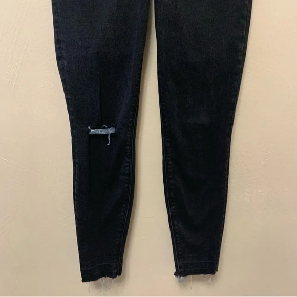 Spanx Vintage Distressed Ankle Skinny Jeans - Picture 6 of 13